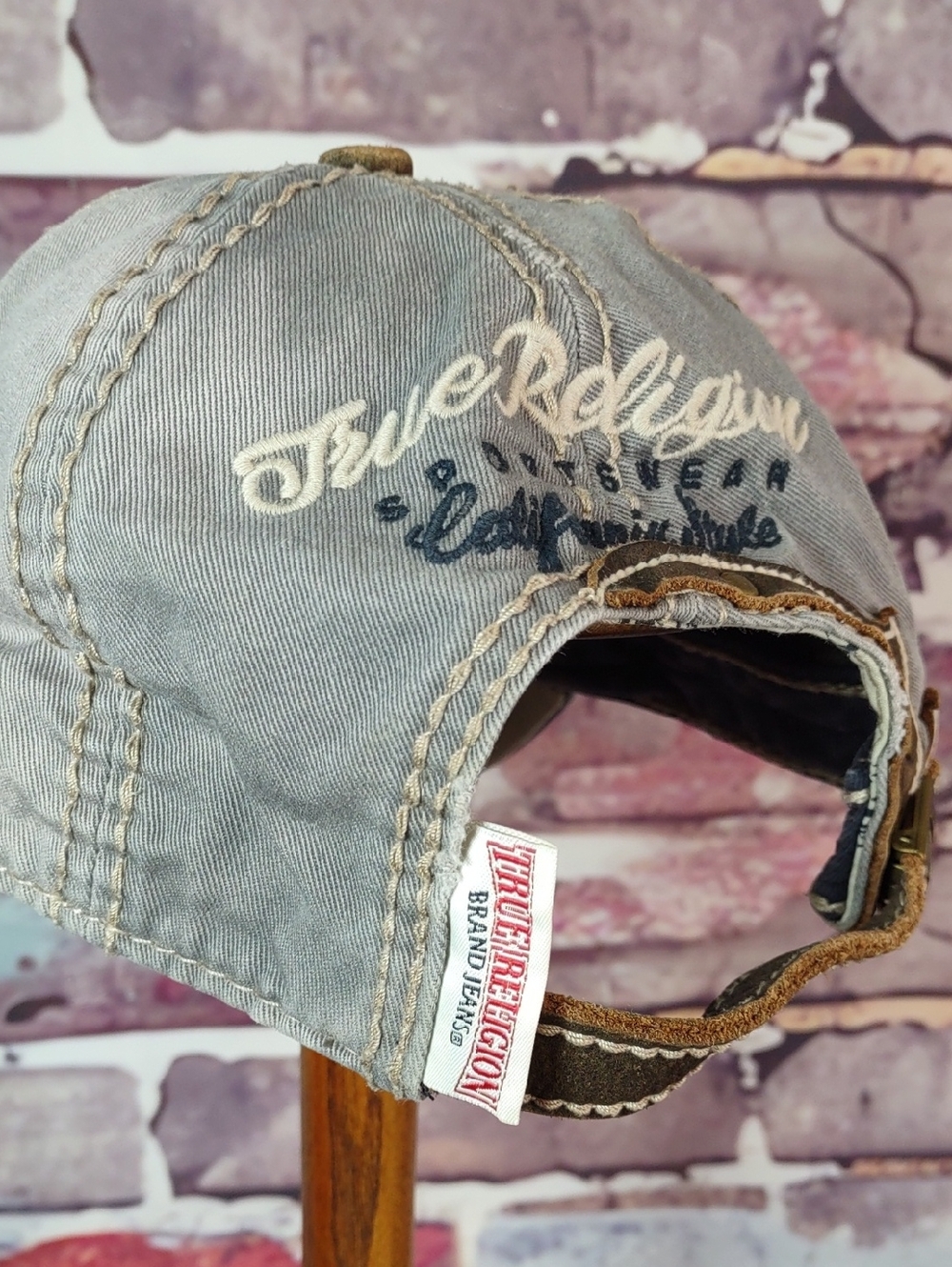 True Religion Vintage Distressed "Horseshoe" Baseball Cap - Picture 5 of 13